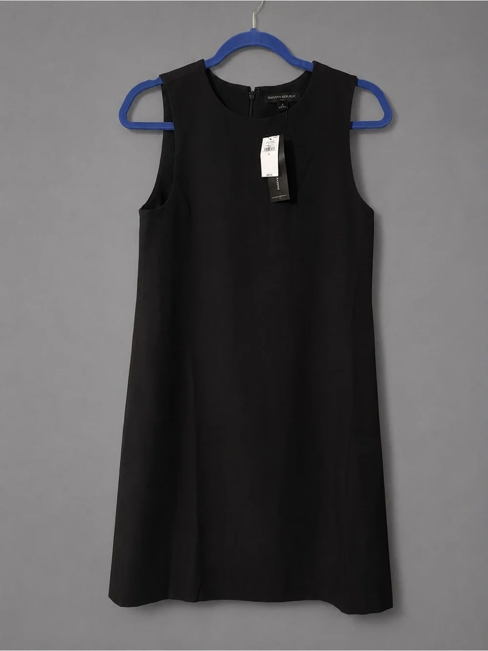 Banana Republic Black Sleeveless Shift Dress NWT Size 8 Classic Career Cocktail - Picture 1 of 3